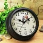 Unauffällige WLAN-Wanduhr mit Full HD Kamera und Bewegungssensor