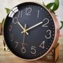 Spionage-Wanduhr mit WLAN, HD-Kamera & Bewegungssensor